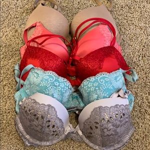 SALE 🍾✨(X6) Victoria’s Secret Bras 32C
